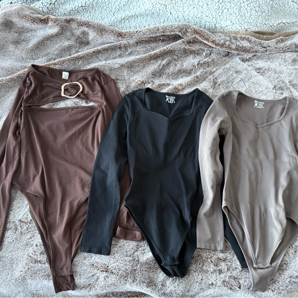 Women's bodysuit bundle size M Amazon, Poselle